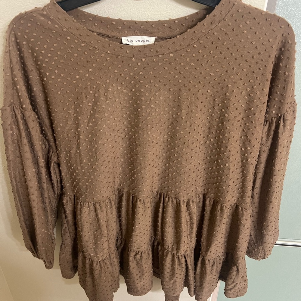 Blu Pepper Taupe Textured Blouse